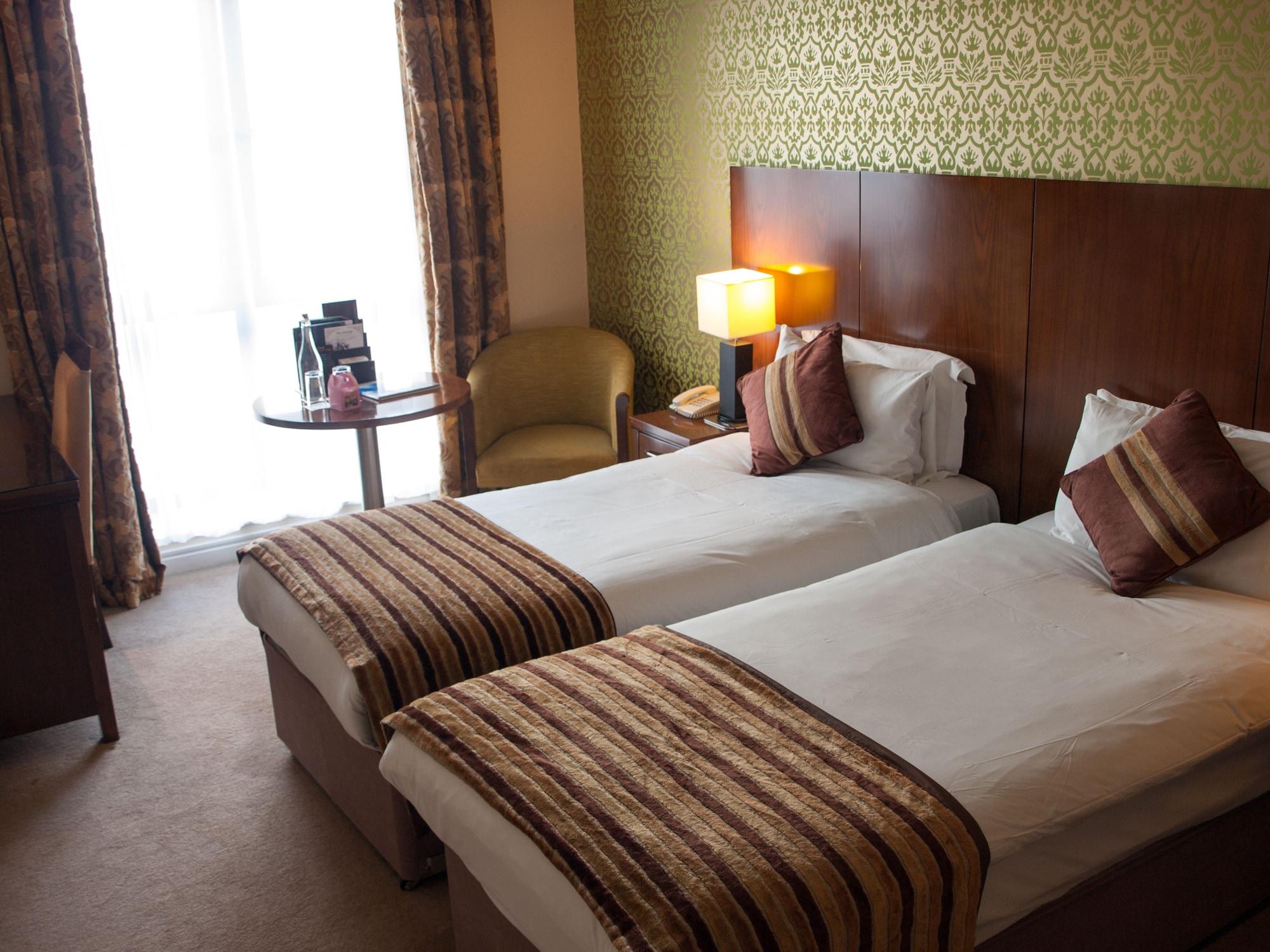 George Hotel 4*